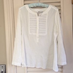 Vineyard Vines White Top.  Large.